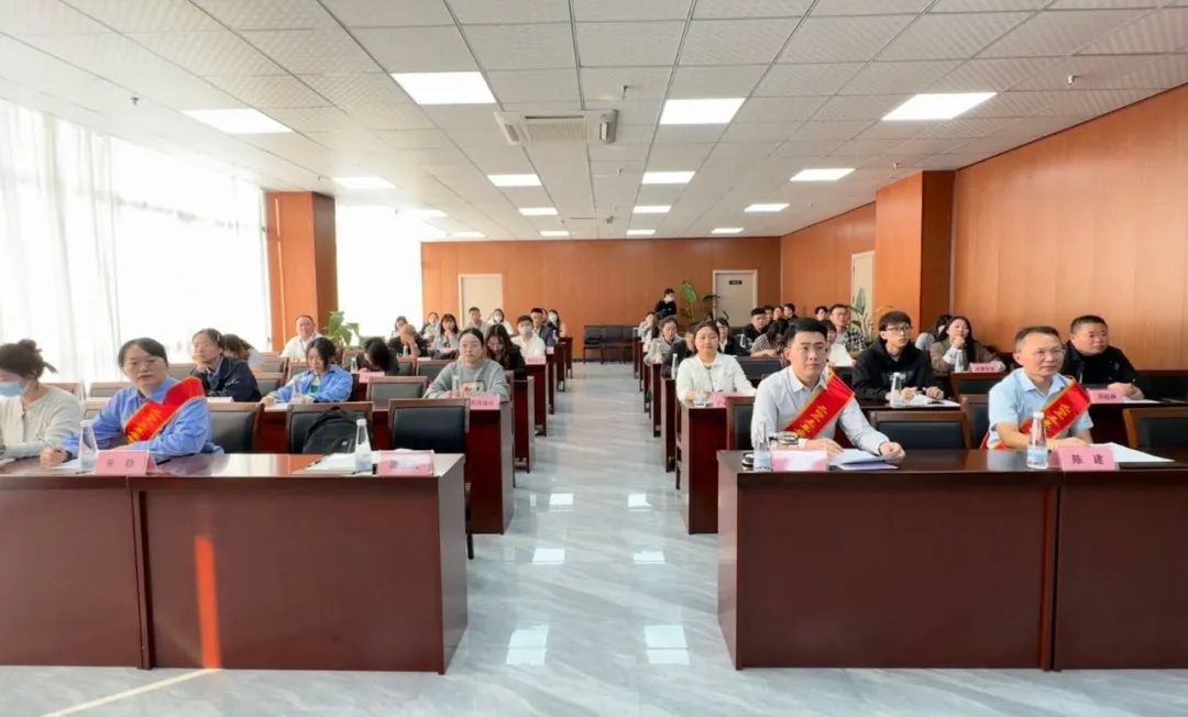 講創(chuàng)新故事，做創(chuàng)新達(dá)人｜2023年安徽省企業(yè)“創(chuàng)新達(dá)人”宣講大會(huì)在安徽萬(wàn)碩科技產(chǎn)業(yè)（集團(tuán)）有限公司舉辦